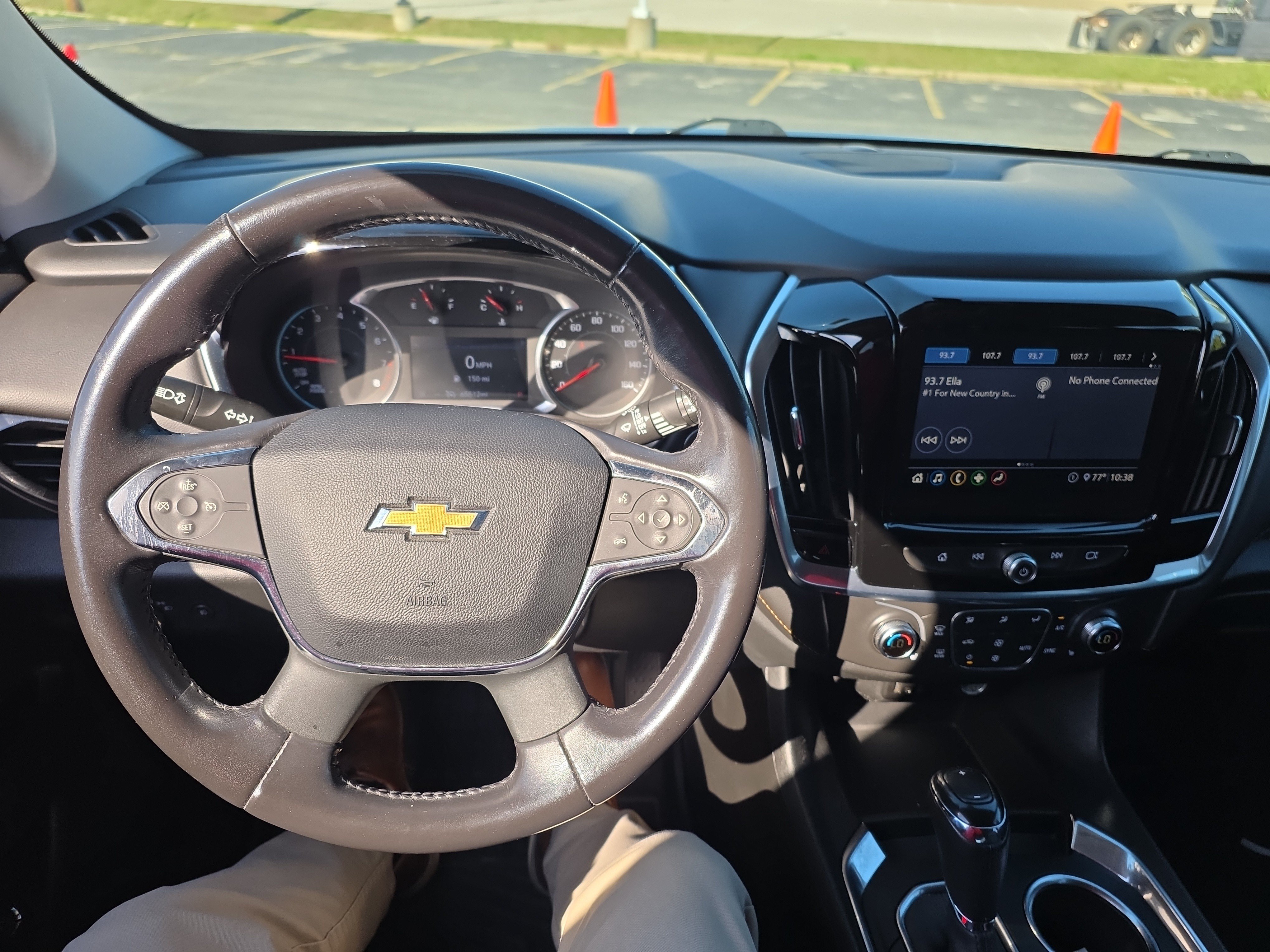 Used 2020 Chevrolet Traverse LT AWD/4WD image 14