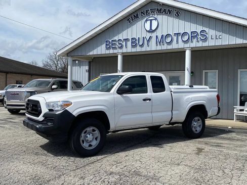 Used 2021 Toyota Tacoma SR RWD image 1