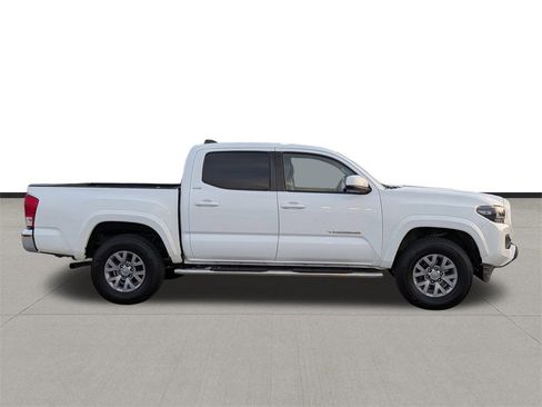 Used 2019 Toyota Tacoma SR5 image 4