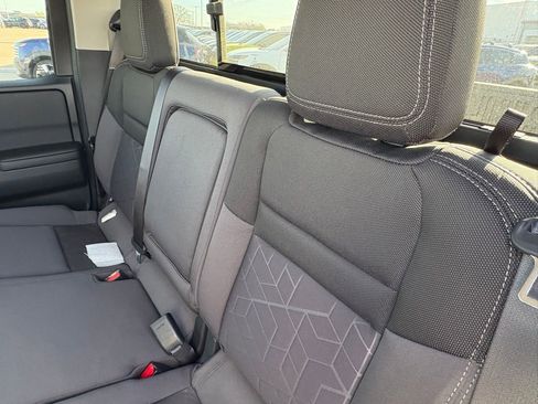 New 2026 Nissan Frontier SV image 21