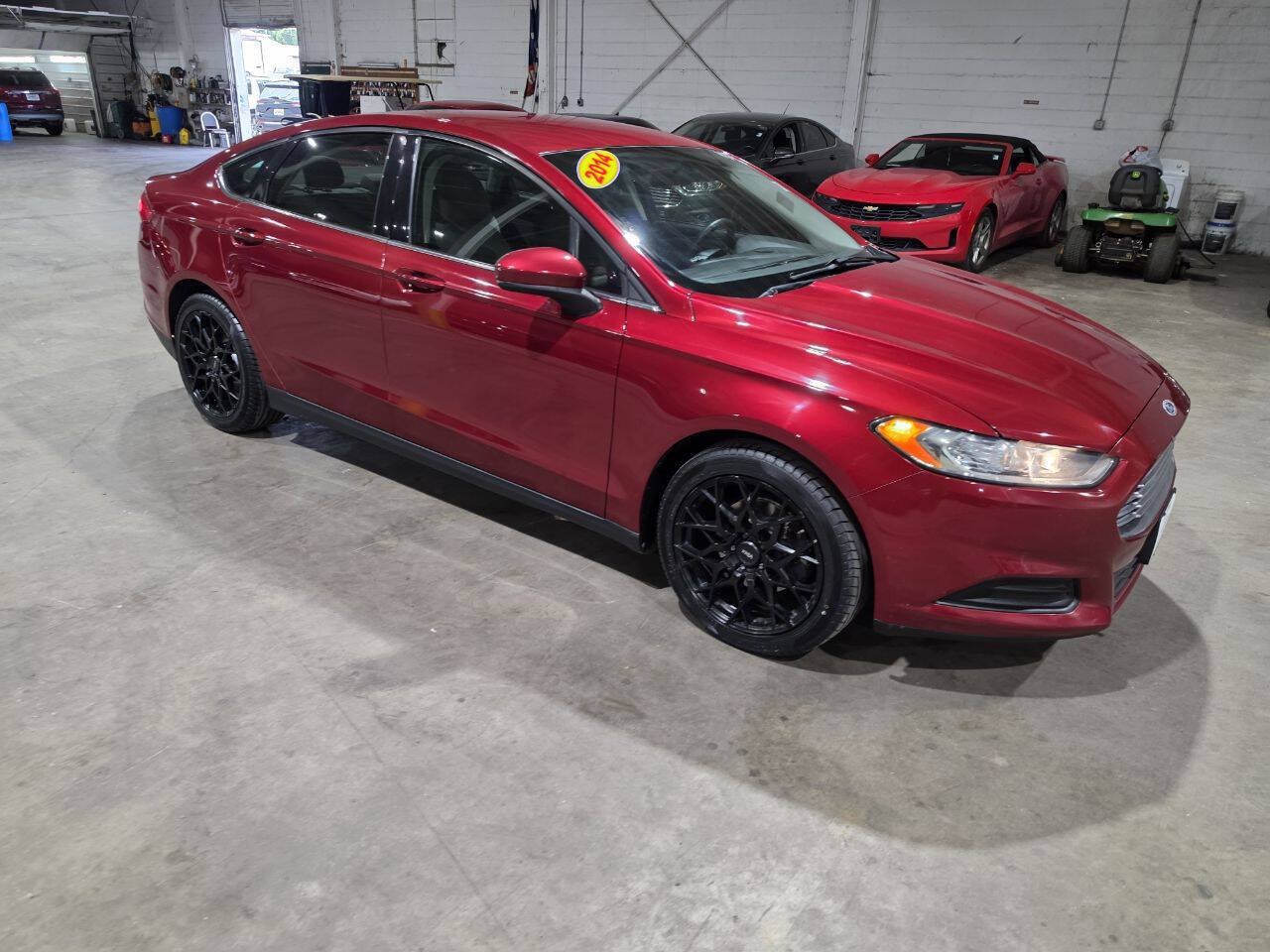 Used 2014 Ford Fusion S FWD image 16