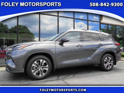Used 2022 Toyota Highlander XLE
