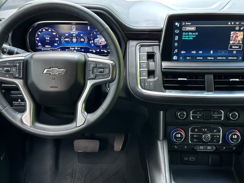 Used 2023 Chevrolet Tahoe Z71 w/ Z71 Off-Road Package AWD/4WD image 14