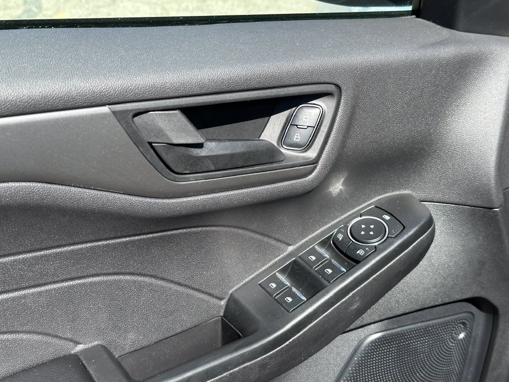 Used 2025 Ford Escape Active FWD image 6
