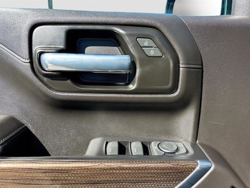 Used 2021 Chevrolet Silverado 1500 RST w/ Convenience Package II image 17