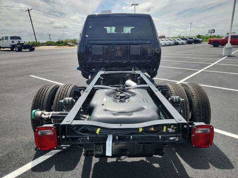 New 2026 RAM 3500 Tradesman AWD/4WD image 20