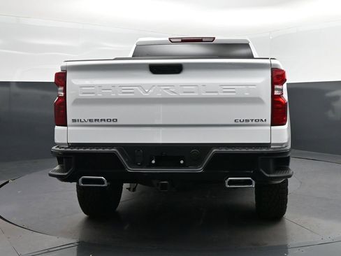 New 2026 Chevrolet Silverado 1500 Custom Trail Boss AWD/4WD image 6