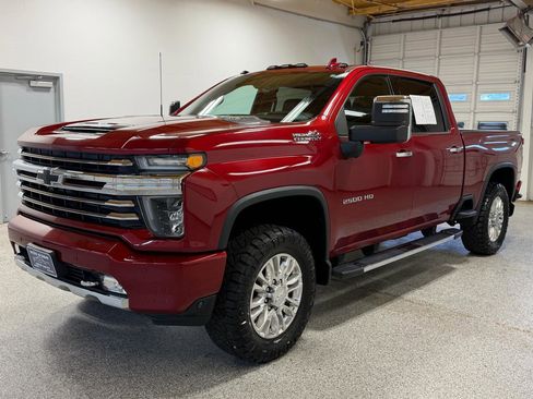 Used 2020 Chevrolet Silverado 2500 High Country AWD/4WD image 2