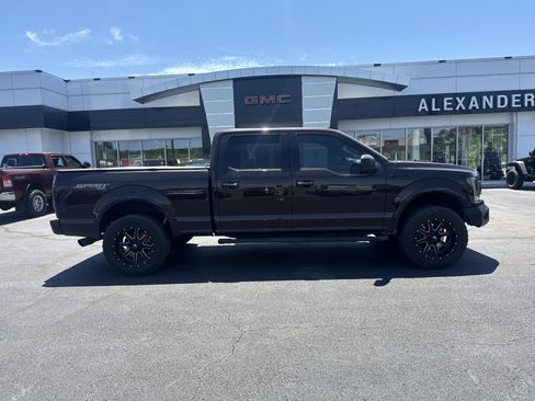 Used 2018 Ford F150 XLT w/ Equipment Group 302A Luxury AWD/4WD image 2