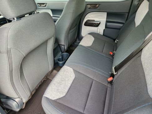 New 2026 Ford Maverick XLT image 25