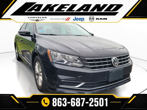 Used 2017 Volkswagen Passat 1.8T S FWD image 1