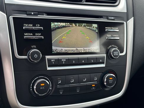 Used 2016 Nissan Altima 2.5 S w/ Power Driver Seat Package image 30