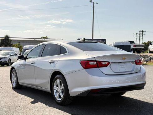 Used 2019 Chevrolet Malibu LS FWD image 11