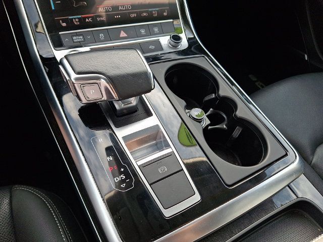Used 2020 Audi Q8 Premium Plus w/ Premium Plus Package AWD/4WD image 15