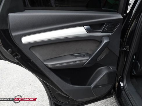 Used 2019 Audi SQ5 Premium Plus w/ Premium Plus Package image 22