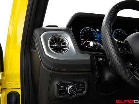 Used 2025 Mercedes-Benz G 63 AMG 4MATIC image 29