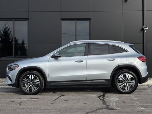 Used 2025 Mercedes-Benz GLA 250 4MATIC image 24
