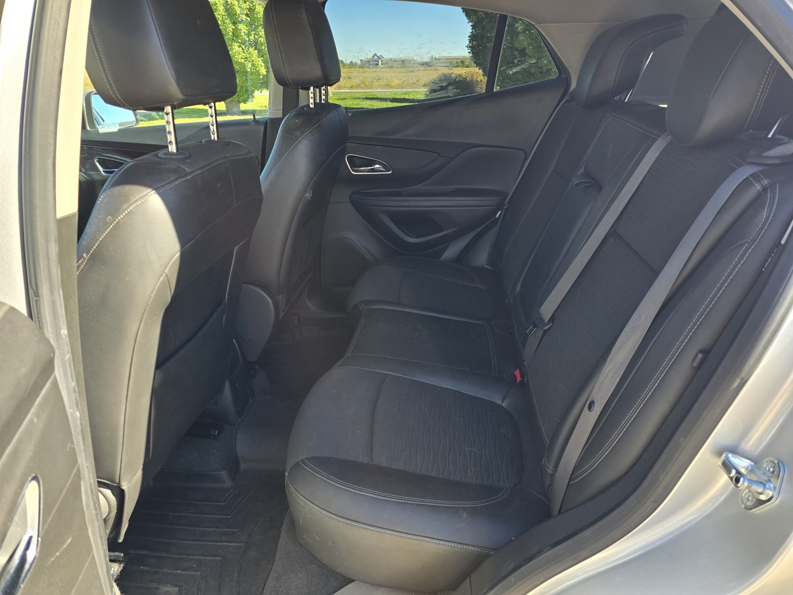 Used 2015 Buick Encore FWD image 13
