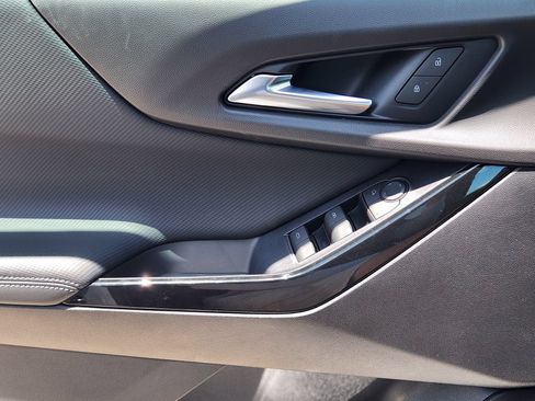 New 2027 Chevrolet Equinox LT FWD image 19