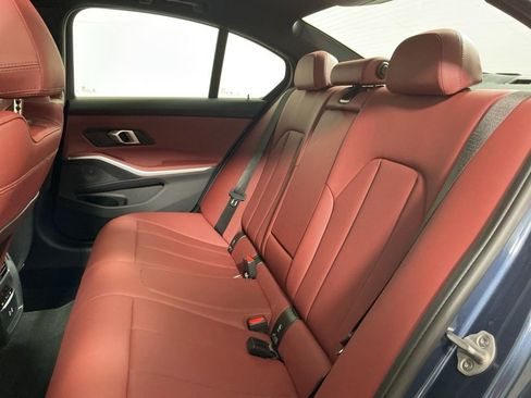 Certified 2025 BMW 330i Sedan w/ Premium Package RWD image 19