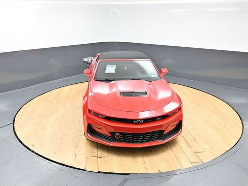 Used 2023 Chevrolet Camaro SS RWD image 7