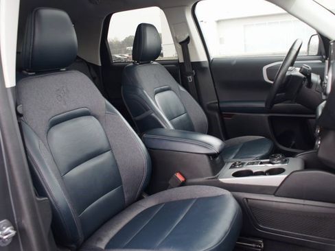 Used 2022 Ford Bronco Sport Outer Banks w/ Tech Package image 22