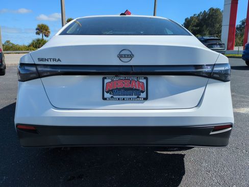 New 2026 Nissan Sentra SV FWD image 5