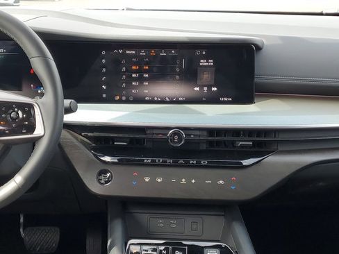 Certified 2025 Nissan Murano SL image 28