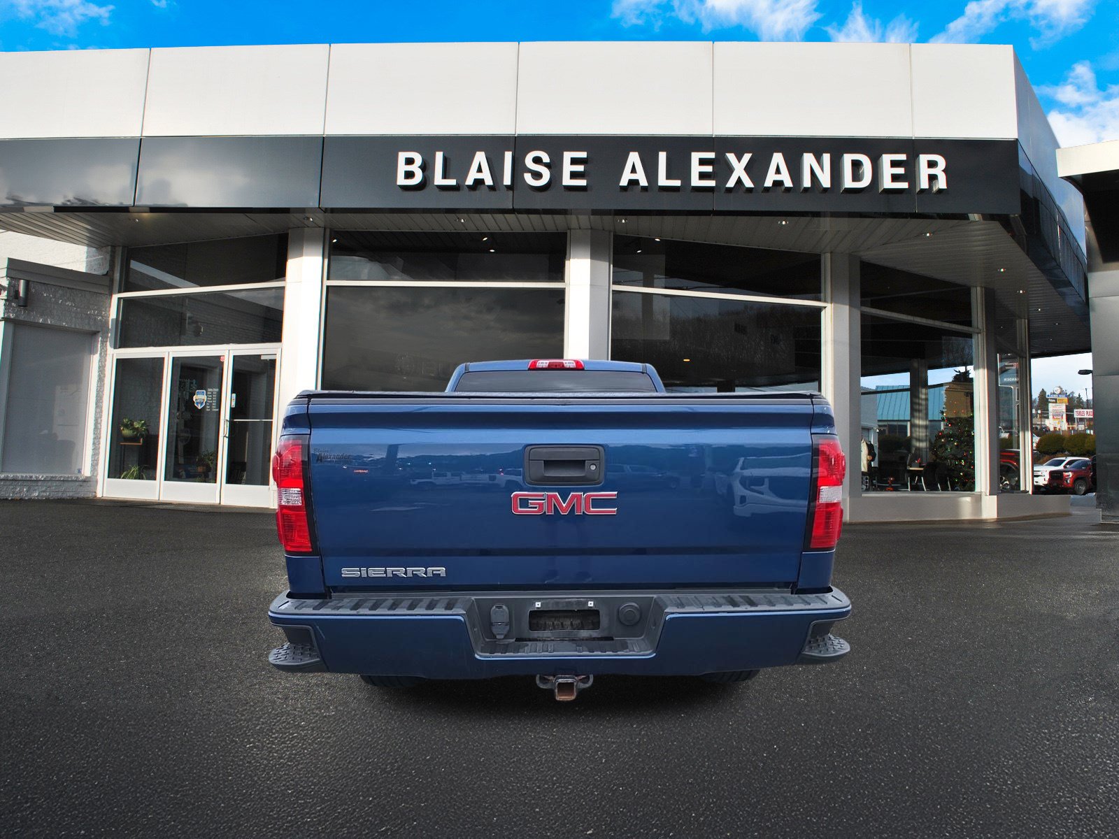 Used 2016 GMC Sierra 1500 4x4 Double Cab w/ Elevation Edition image 4