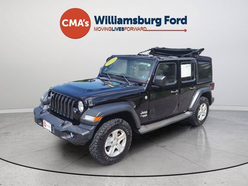 Used 2018 Jeep Wrangler Unlimited Sport S AWD/4WD image 30