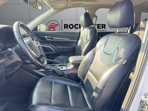 Used 2020 Kia Telluride S w/ S 8 Passenger Seating Package AWD/4WD image 41