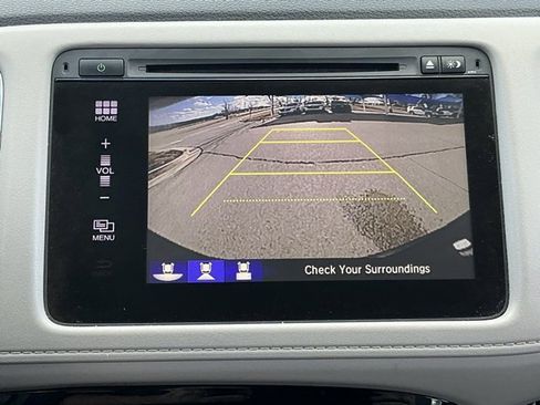 Used 2017 Honda HR-V EX image 12