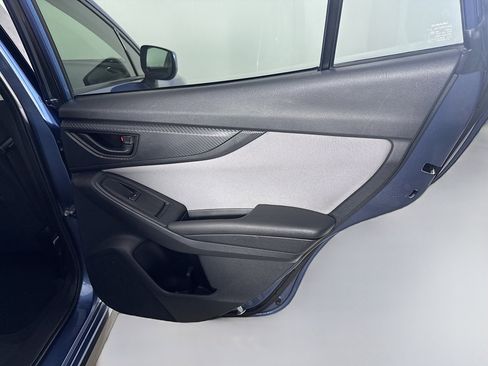 Used 2020 Subaru Crosstrek 2.0i Premium image 27