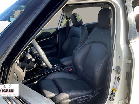 Used 2023 MINI Cooper Clubman S image 24