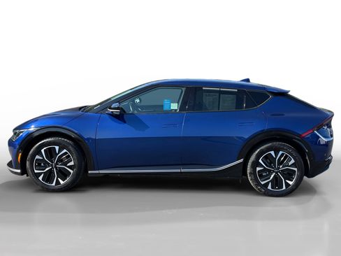 Used 2024 Kia EV6 Wind w/ Wind Technology Package AWD/4WD image 2