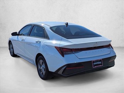 New 2026 Hyundai Elantra SE w/ Cargo Package image 7