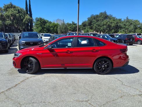 Certified 2024 Volkswagen Jetta GLI Autobahn w/ GLI Black Package image 3