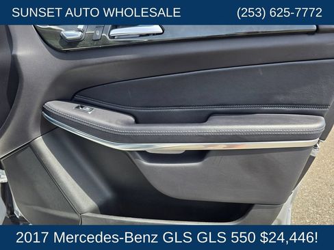 Used 2017 Mercedes-Benz GLS 550 4MATIC image 22