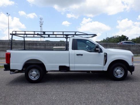 Used 2024 Ford F250 XL image 1