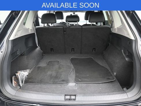 Used 2019 Volkswagen Tiguan SE AWD/4WD image 29