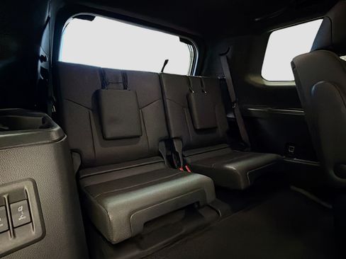 Used 2024 Lexus GX 550 w/ Cold Area Package AWD/4WD image 18