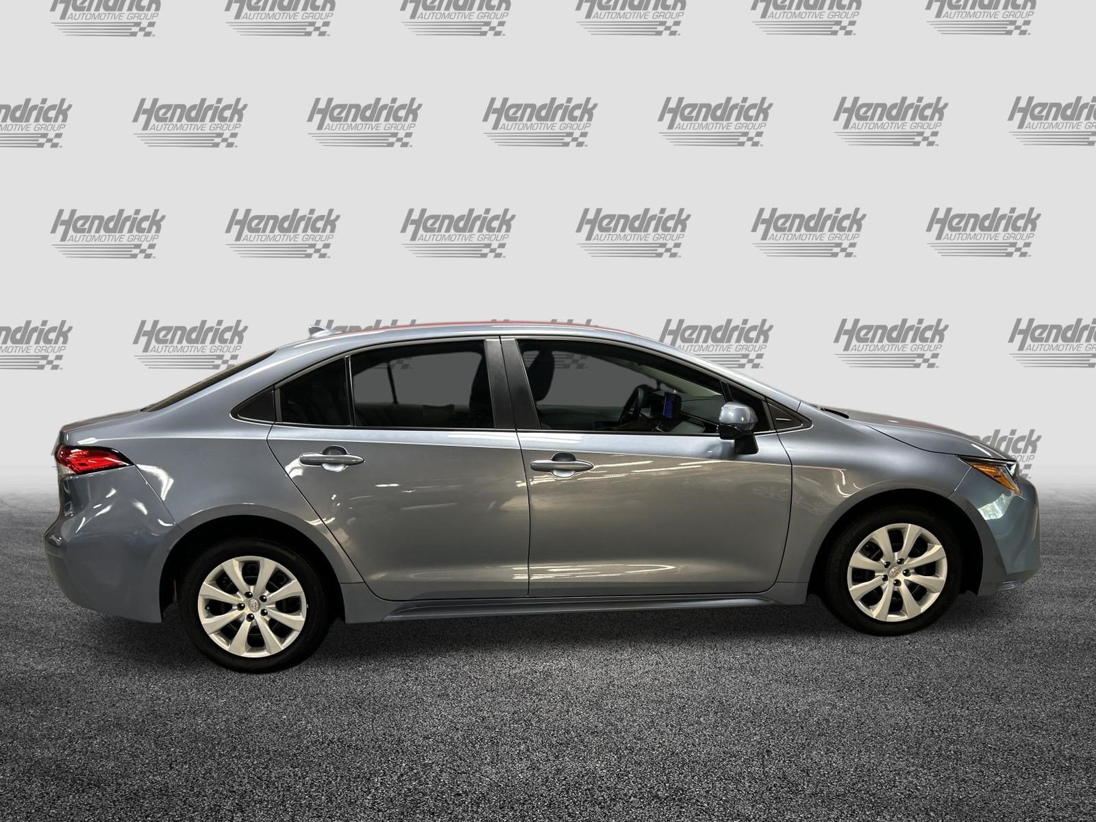 Used 2025 Toyota Corolla LE FWD image 11
