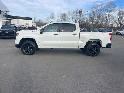 Used 2025 Chevrolet Silverado 1500 Custom Trail Boss AWD/4WD image 2