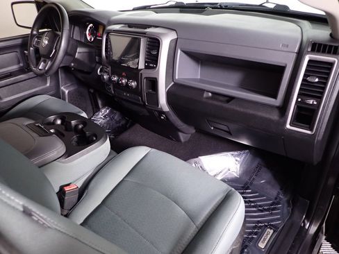 Used 2015 RAM 1500 Express image 43