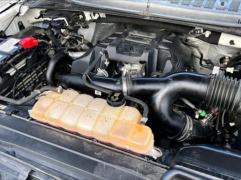 Used 2016 Ford F150 Lariat w/ Trailer Tow Package image 31