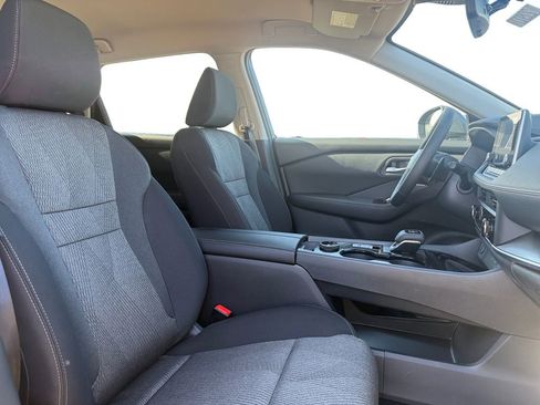 New 2026 Nissan Rogue SV AWD/4WD image 15