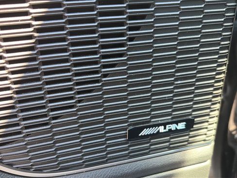 Used 2022 Jeep Grand Cherokee Trailhawk w/ ADV Protech Group II AWD/4WD image 9