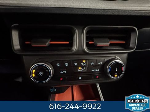 Used 2024 Ford Maverick XLT w/ XLT Luxury Package AWD/4WD image 3