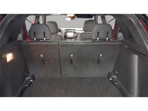 Used 2021 Chevrolet TrailBlazer RS w/ Sun and Liftgate Package image 16