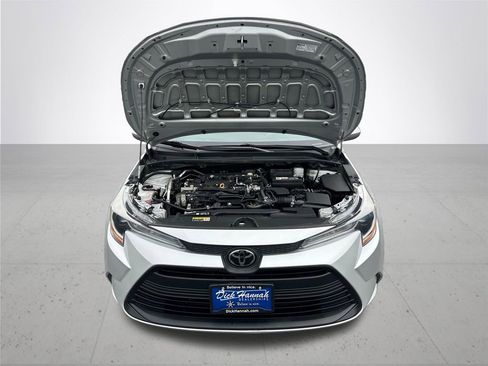 Used 2024 Toyota Corolla LE FWD image 3